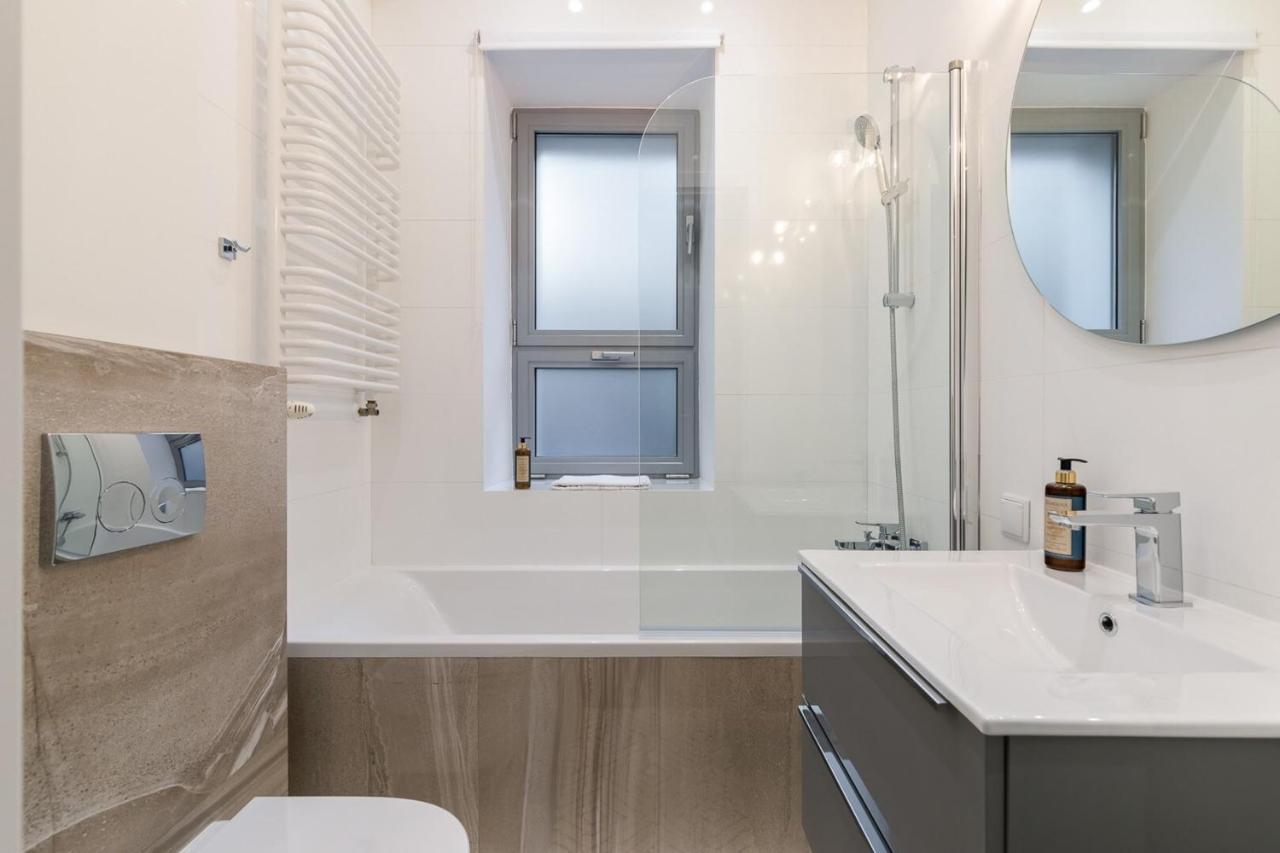 Twarda 14 - Elegant Apartment By Noclegi Renters Warszawa Exteriör bild